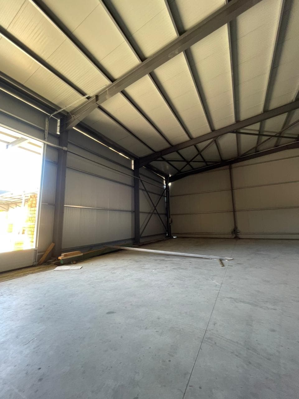 Kapanon industrial me Qera – 1500 m², Durrës (zona e Kenetës, pranë rrethit të Royalit) 4