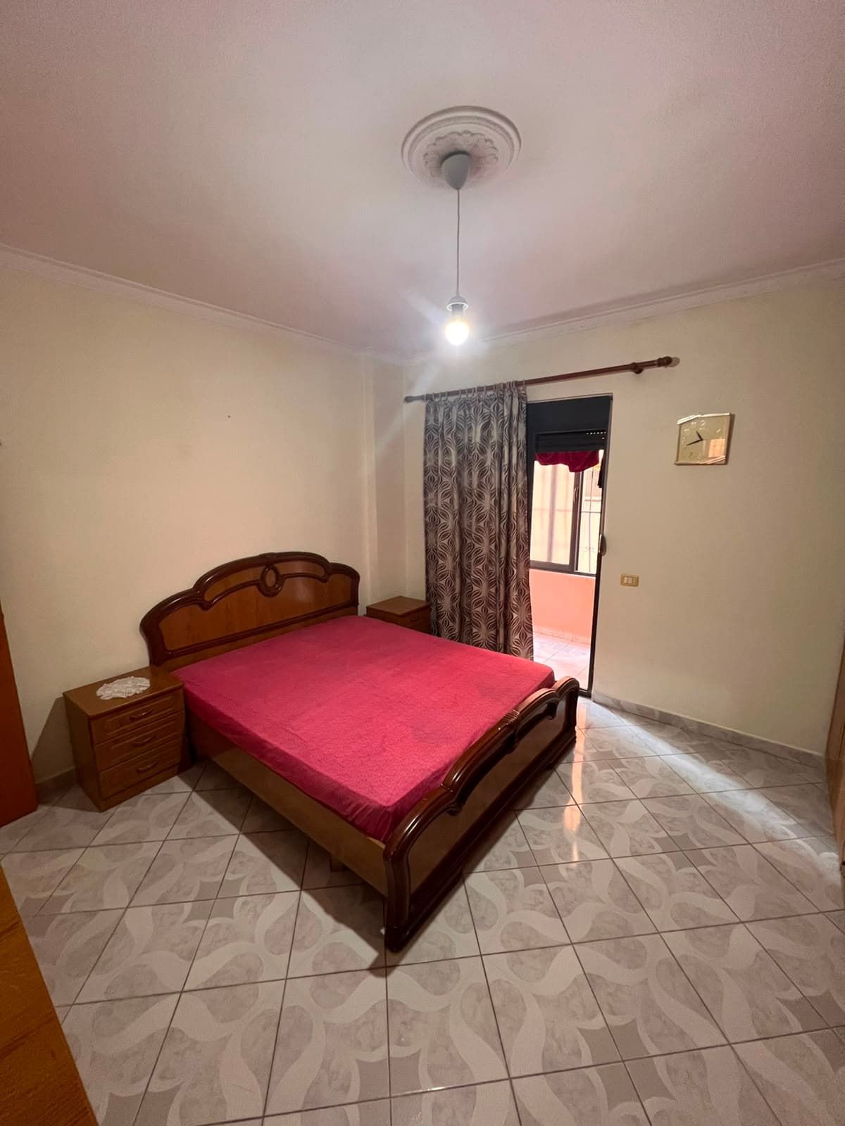 JEPET ME QERA APARTAMENT 2+1 – 105 m² | STACIONI I PARË, PLAZH DURRËS | PRANË HOTEL ROYAL G 3