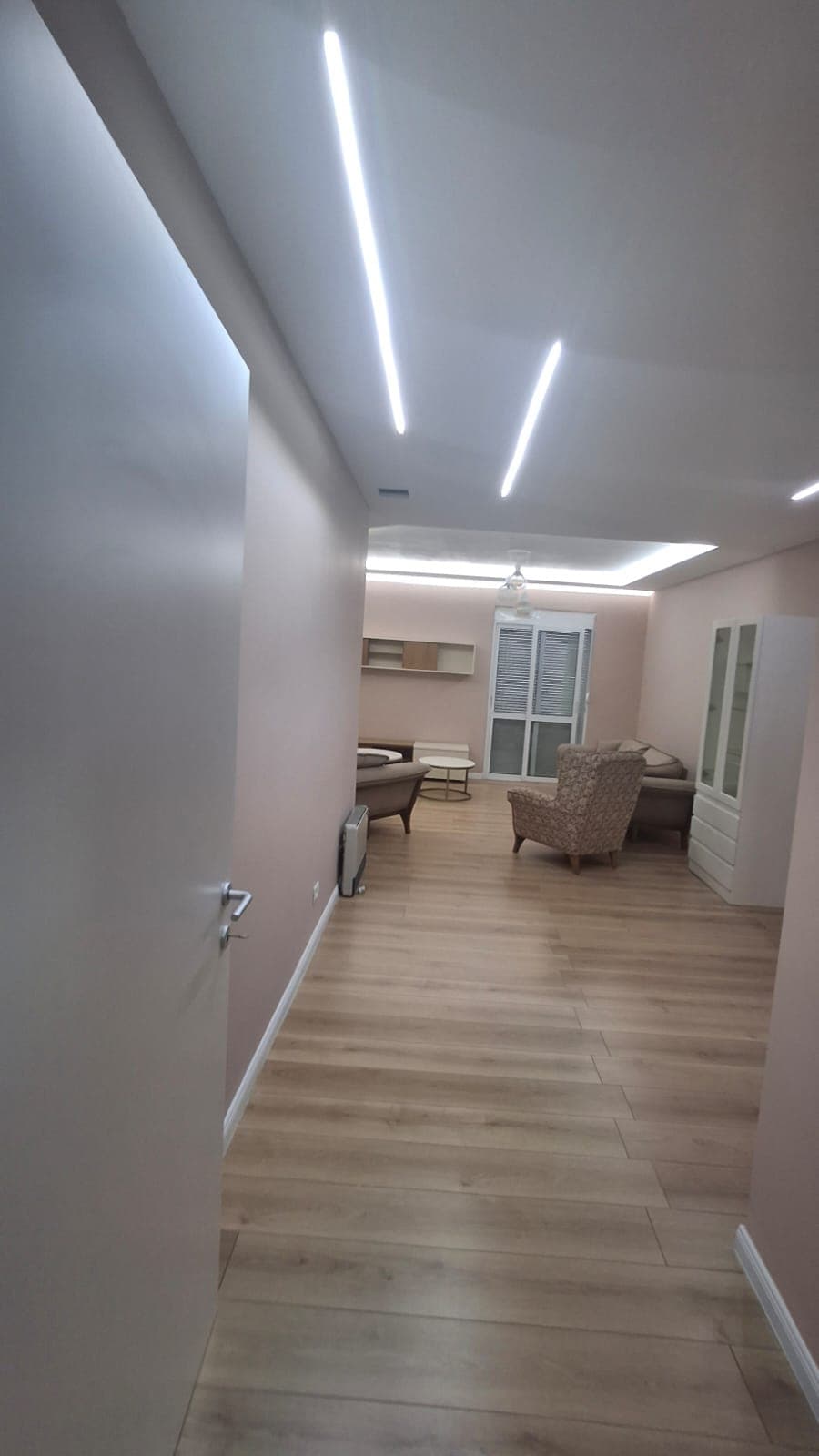 Apartament 2+1+2 me qera -Tek Spitali Durrës! 4