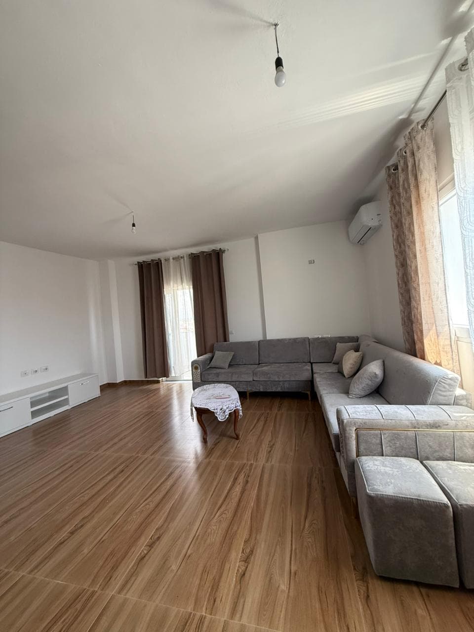 VILË 4-KATËSHE ME QIRA KATI I PARE – SPITALL, DURRES 4