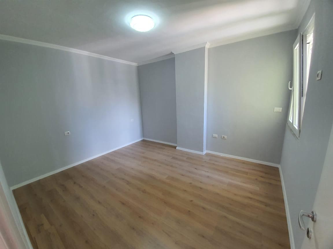 SHITET APARTAMENT 2+1 PRANE RROTES SE KUQE – PLAZH, DURRES 4