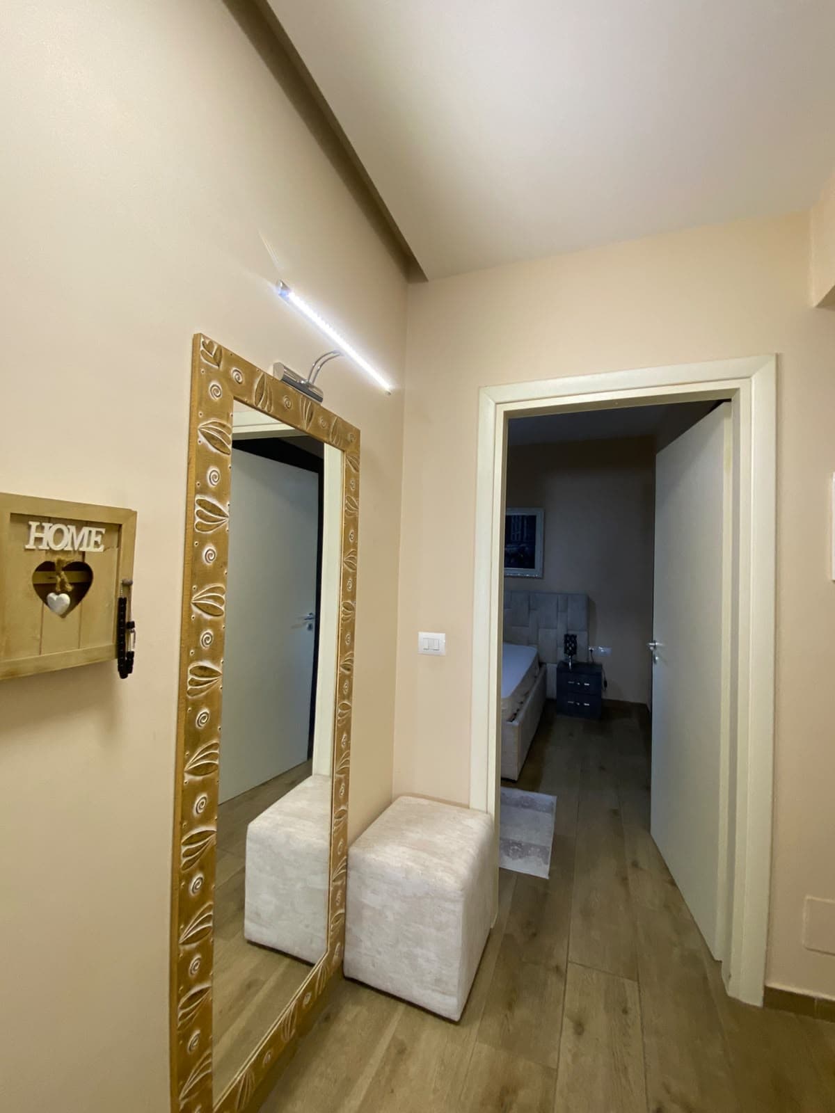 JEPET ME QIRA – APARTAMENT 2+1 PRANË GJYKATËS 3