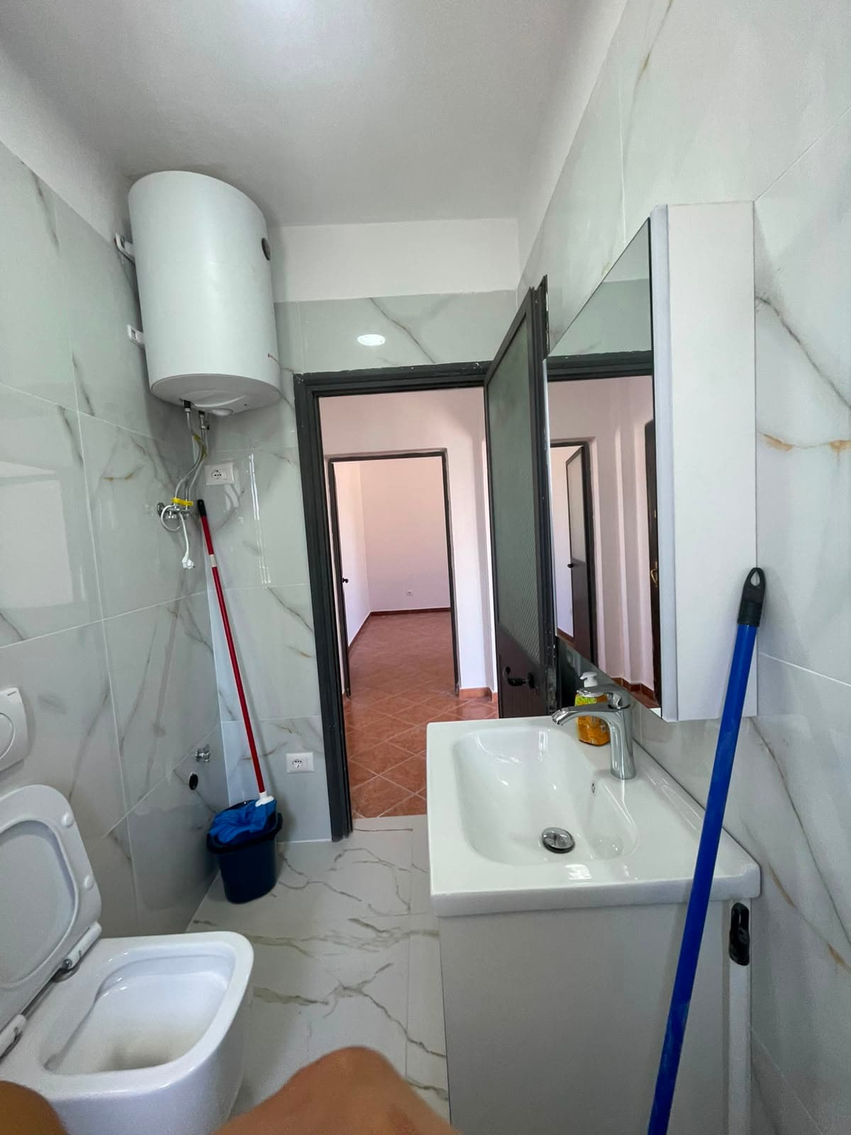 Apartament 1+1 per shitje, Fabrika Teuta, Durres! 4