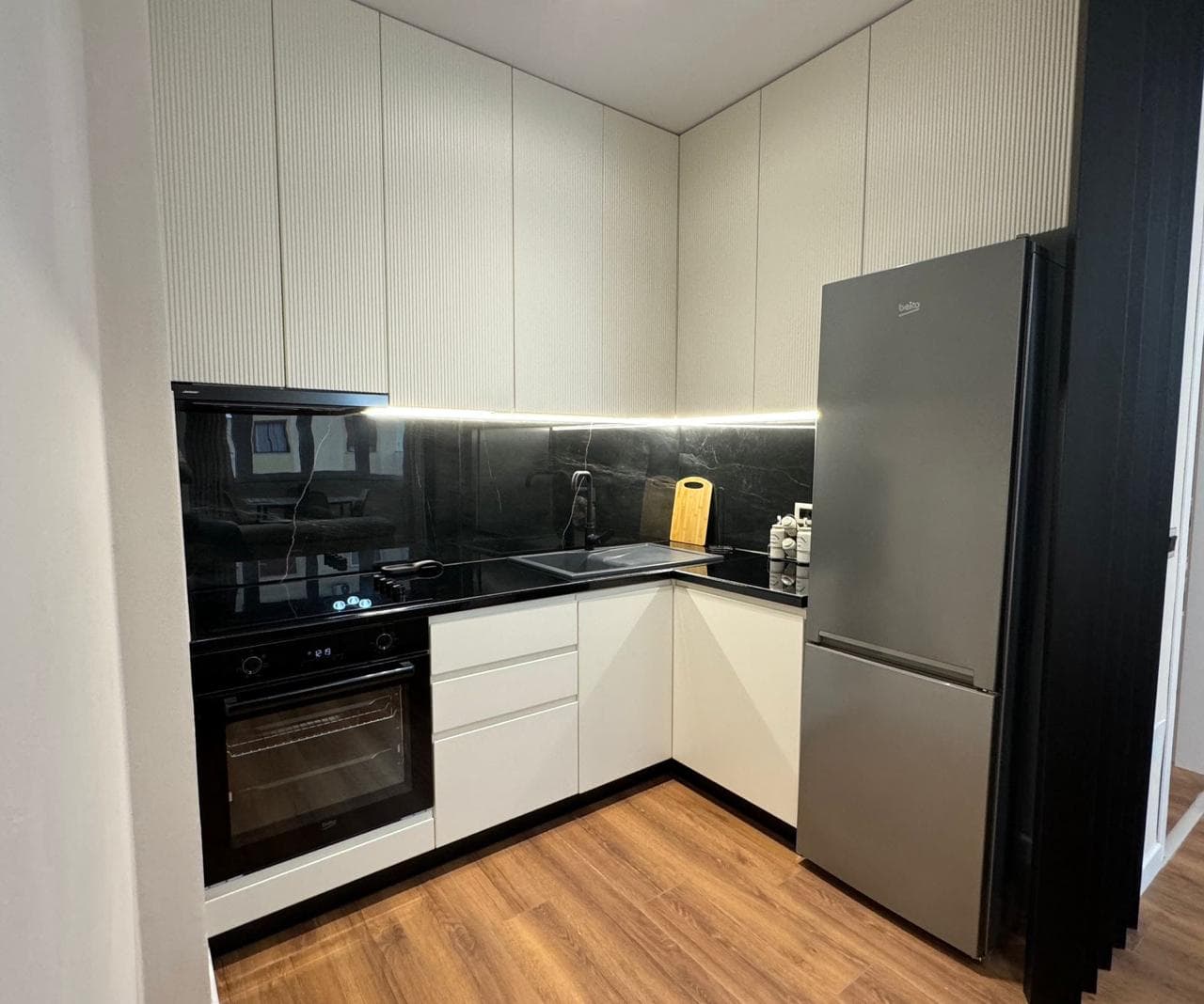 SHITET APARTAMENT 1+1 – ILIRIA, DURRËS | KOMPLEKSI FLORIDA 3