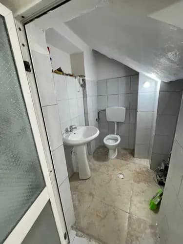 Ambient biznesi me qera në Shëshi Pranvera, Durrës 2