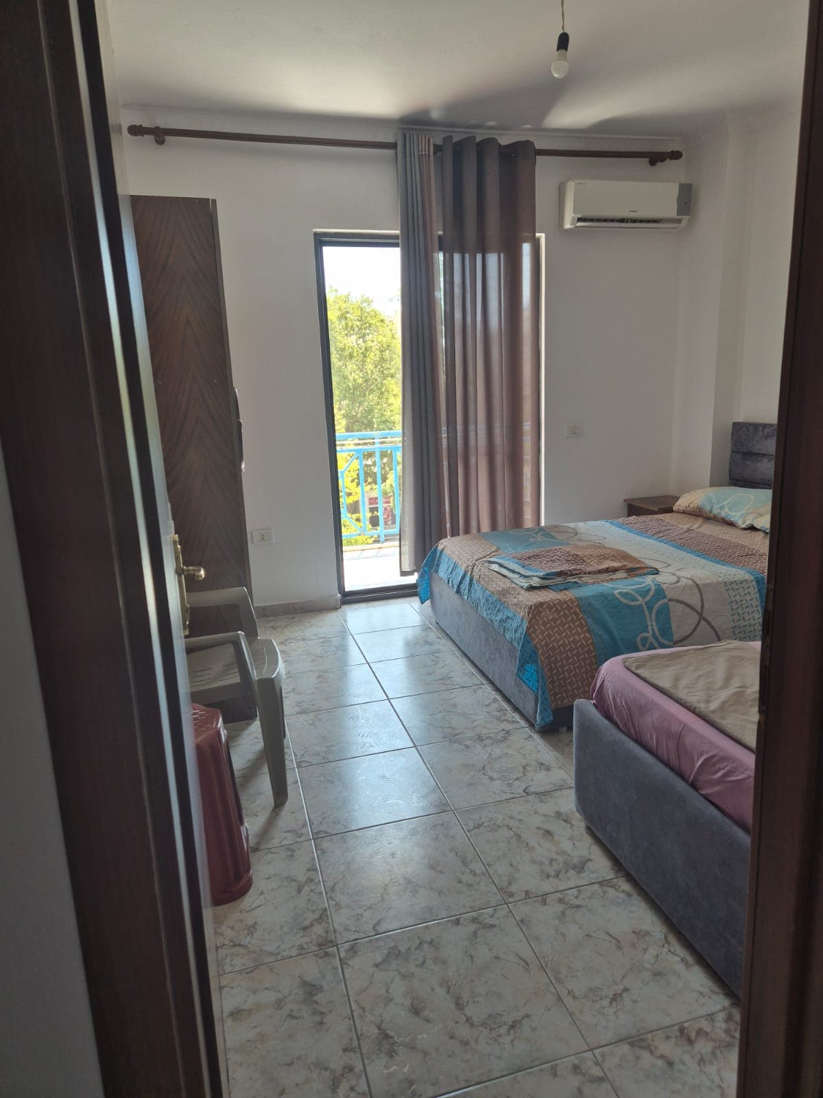 APARTAMENT 3+1+2 ME QIRA – PLAZH, DURRËS!
