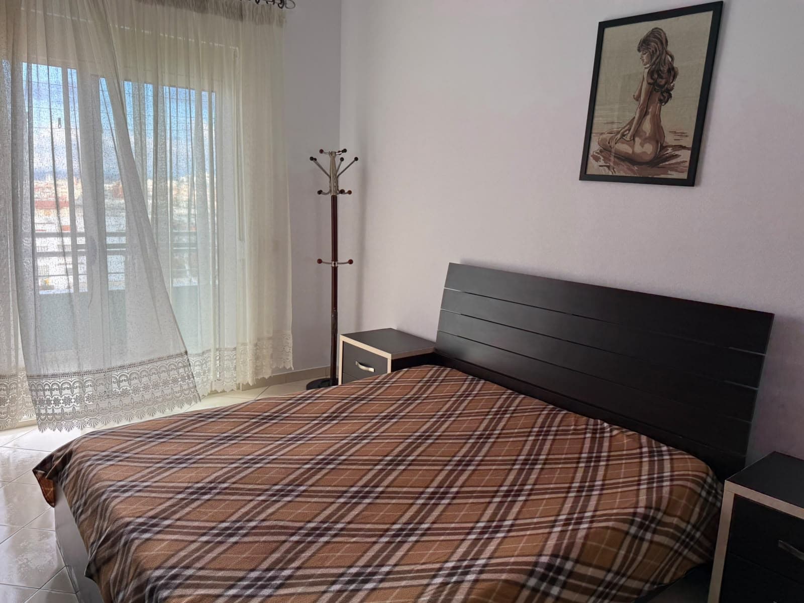 JEPET ME QIRA APARTAMENT 2+1 – PRANË KAZAZIT! 4