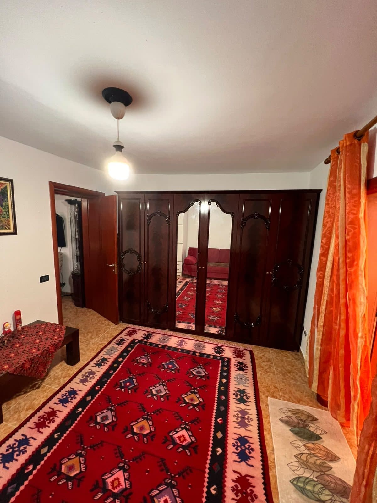 Apartament 2+1 Me Qira në Stacionin e Trenit, Durrës ! 2