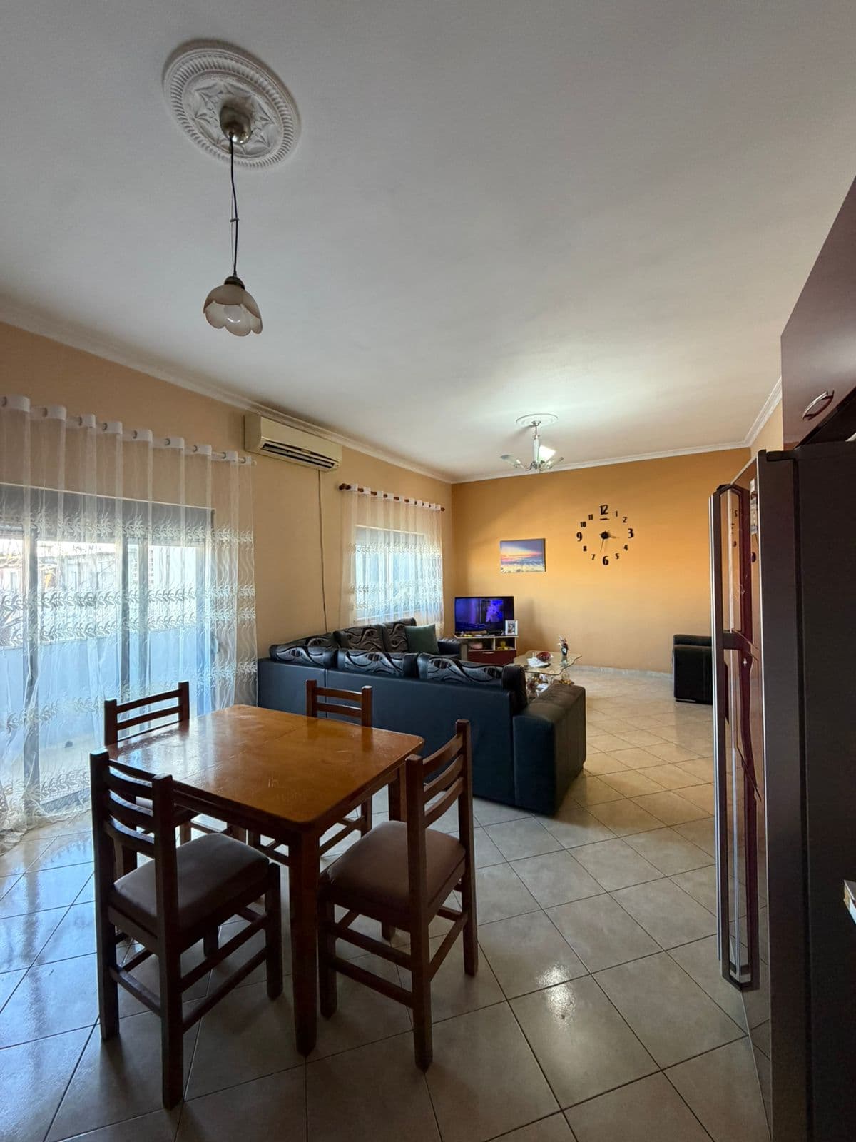 Apartament 2+1 për Shitje pranë Drejtorisë së Policisë, Durrës! 2