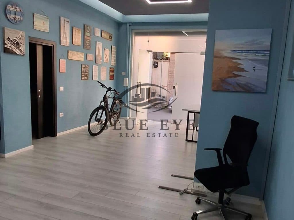 SHITET AMBIENT BIZNESI AFËR BLUE STAR, DURRËS!