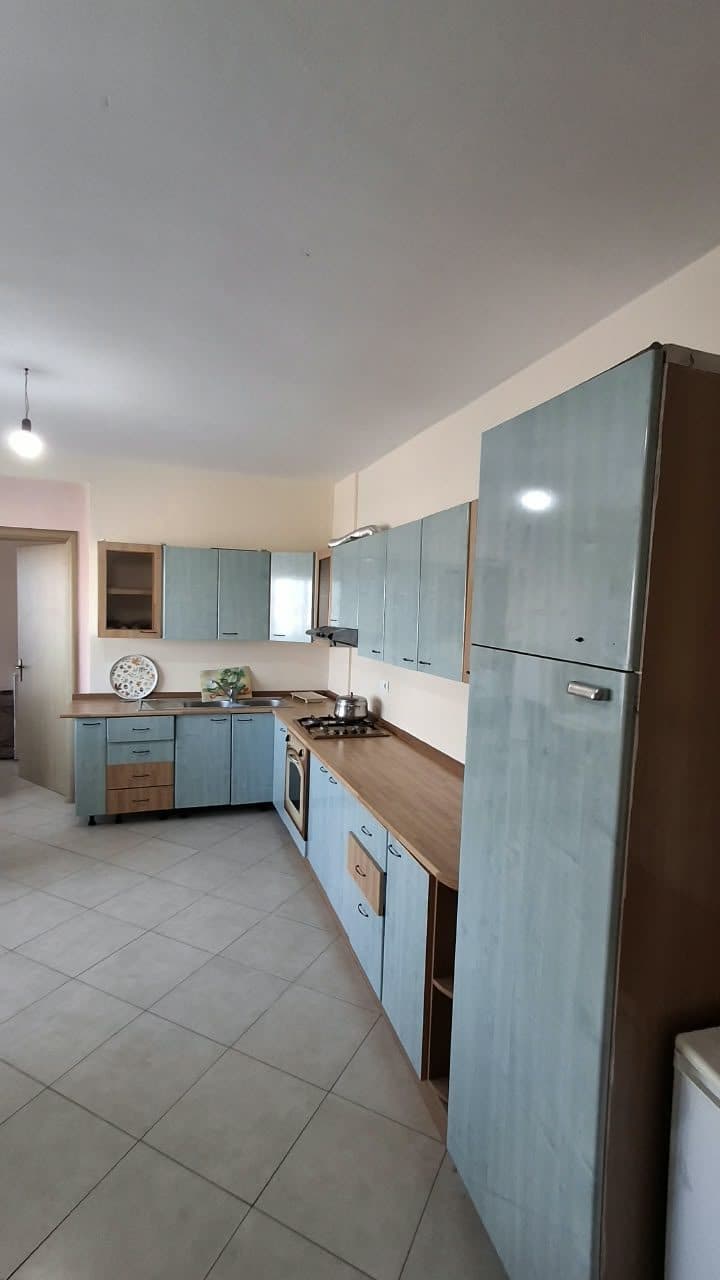 JEPET ME QIRA APARTAMENT 3+1 – STACIONI I DYTË, PLAZH! 4