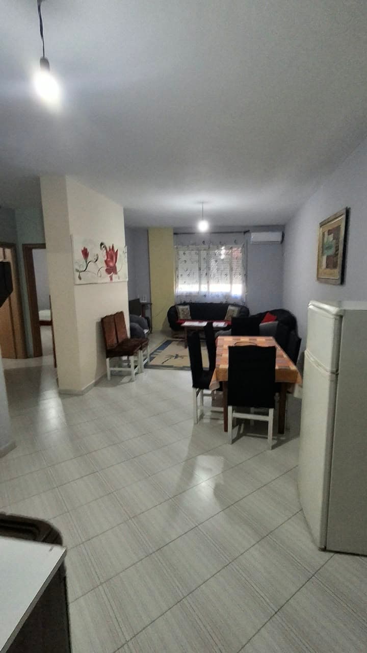 JEPET ME QIRA APARTAMENT 3+1 – STACIONI 2, PLAZH! 4