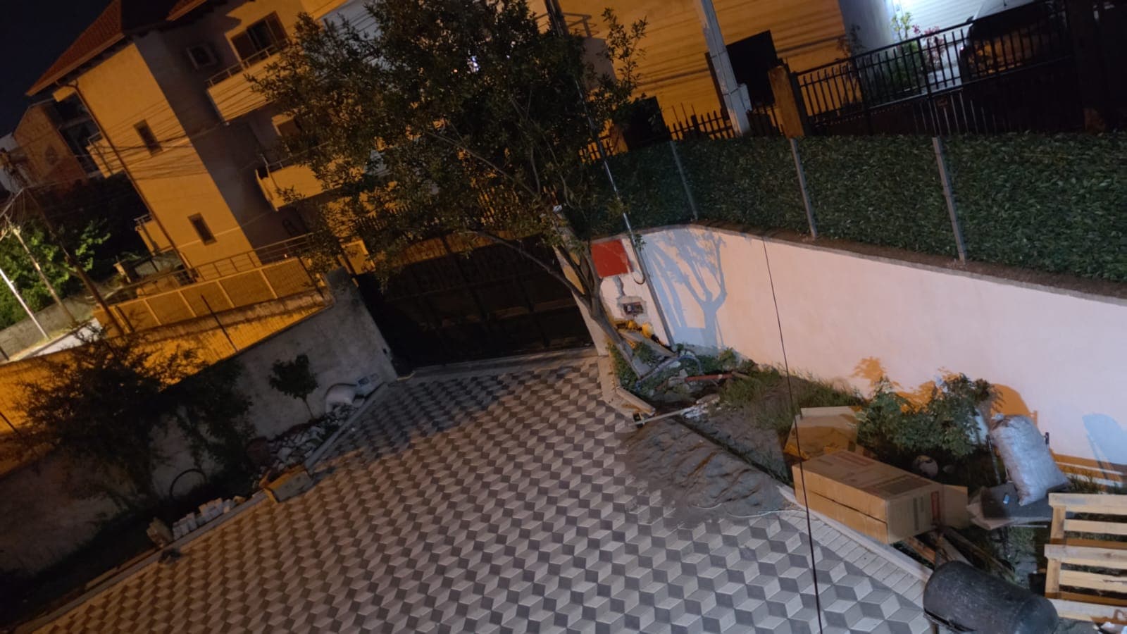 Jepet me qira kati i dyte i nje vile 2+1, prane galaktikut, Durres! 2