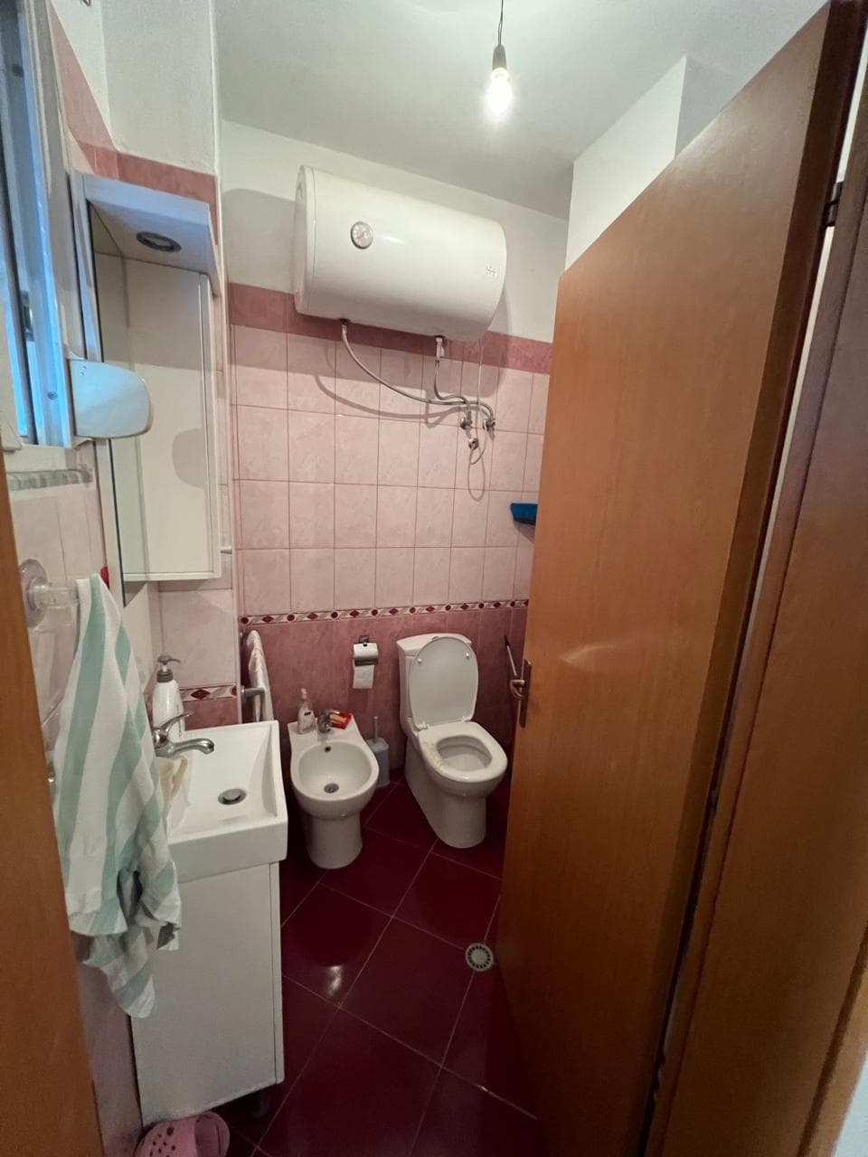 APARTAMENT 3+1+2 PËR SHITJE – PRANË GJYKATËS, DURRËS! 4