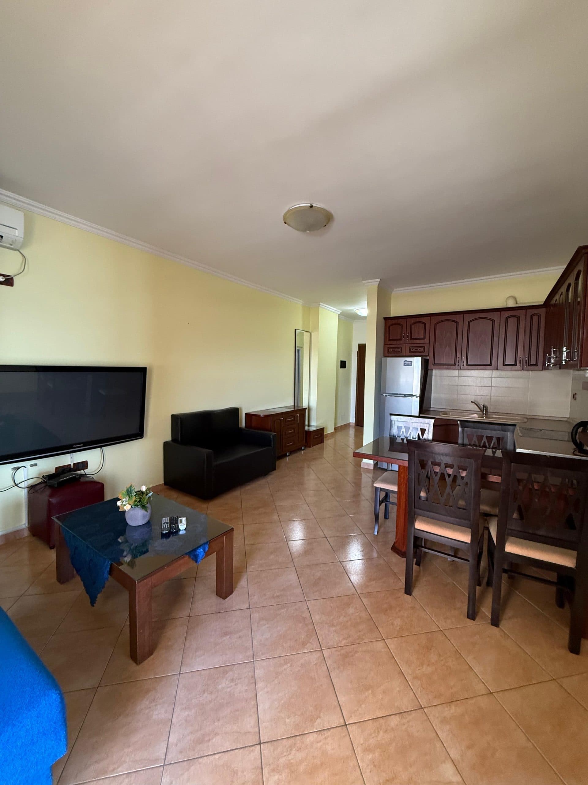 APARTAMENT 1+1 PËR SHITJE – VIJË E PARË ME DETIN, GOLEM 4