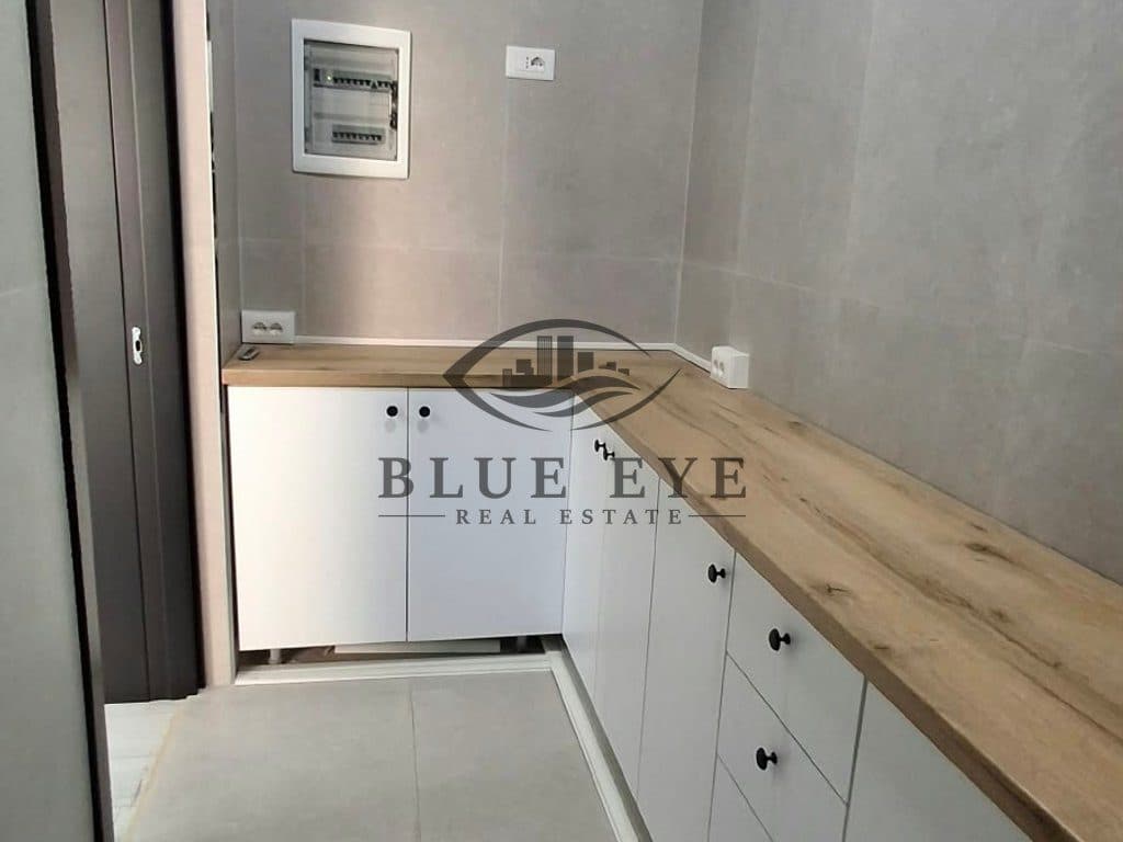 SHITET AMBIENT BIZNESI AFËR BLUE STAR, DURRËS!