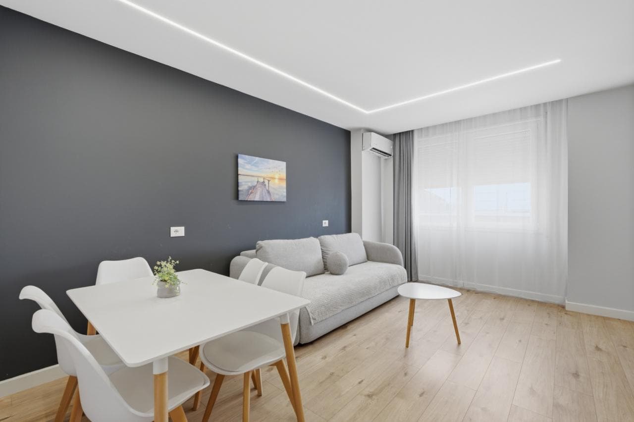 🏡 Apartament me Qira – Rruga e Portit, Durrës 3