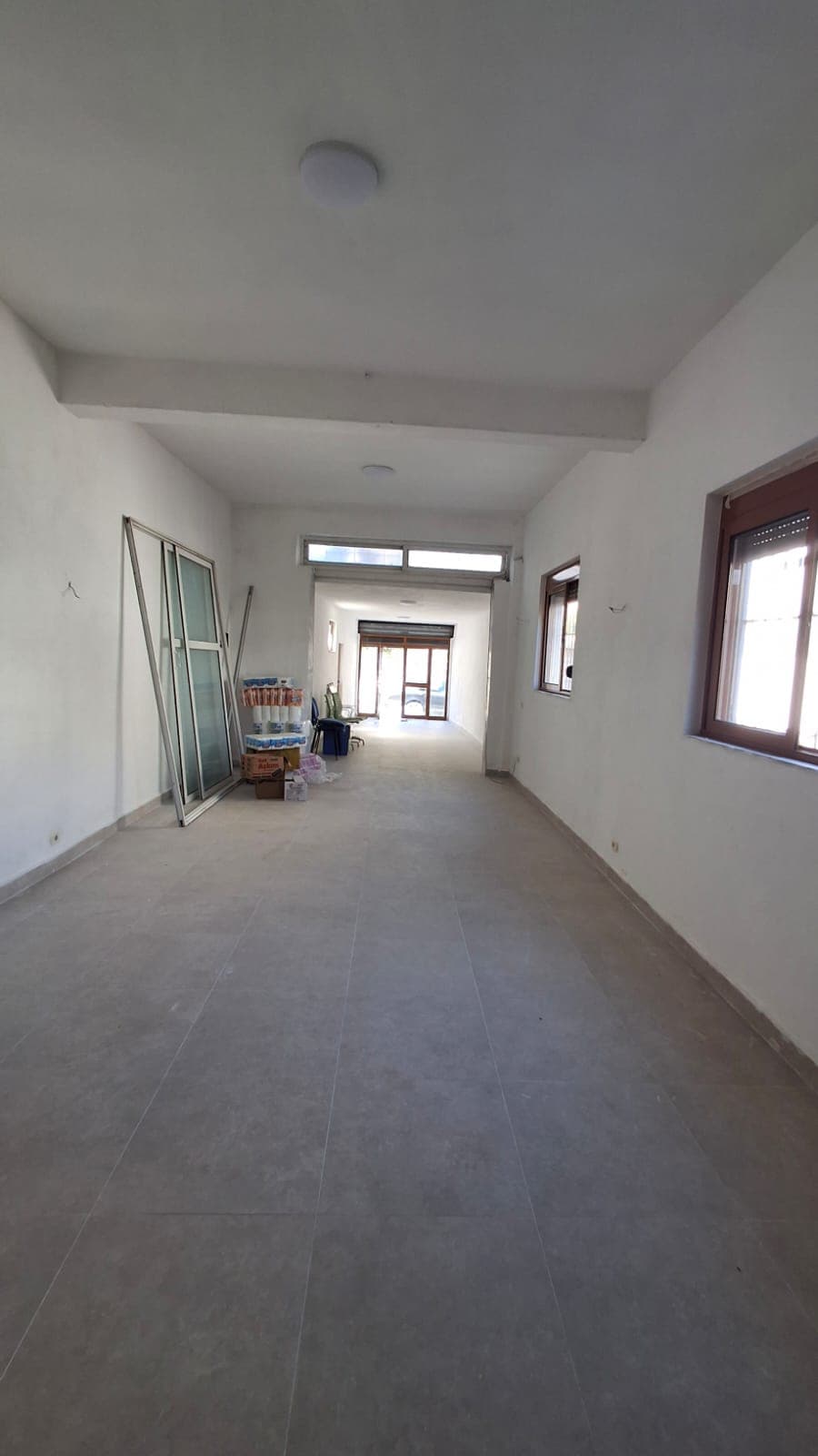 Jepet me qira ambient biznesi – Rruga Aleksandër Goga,Durres! 2