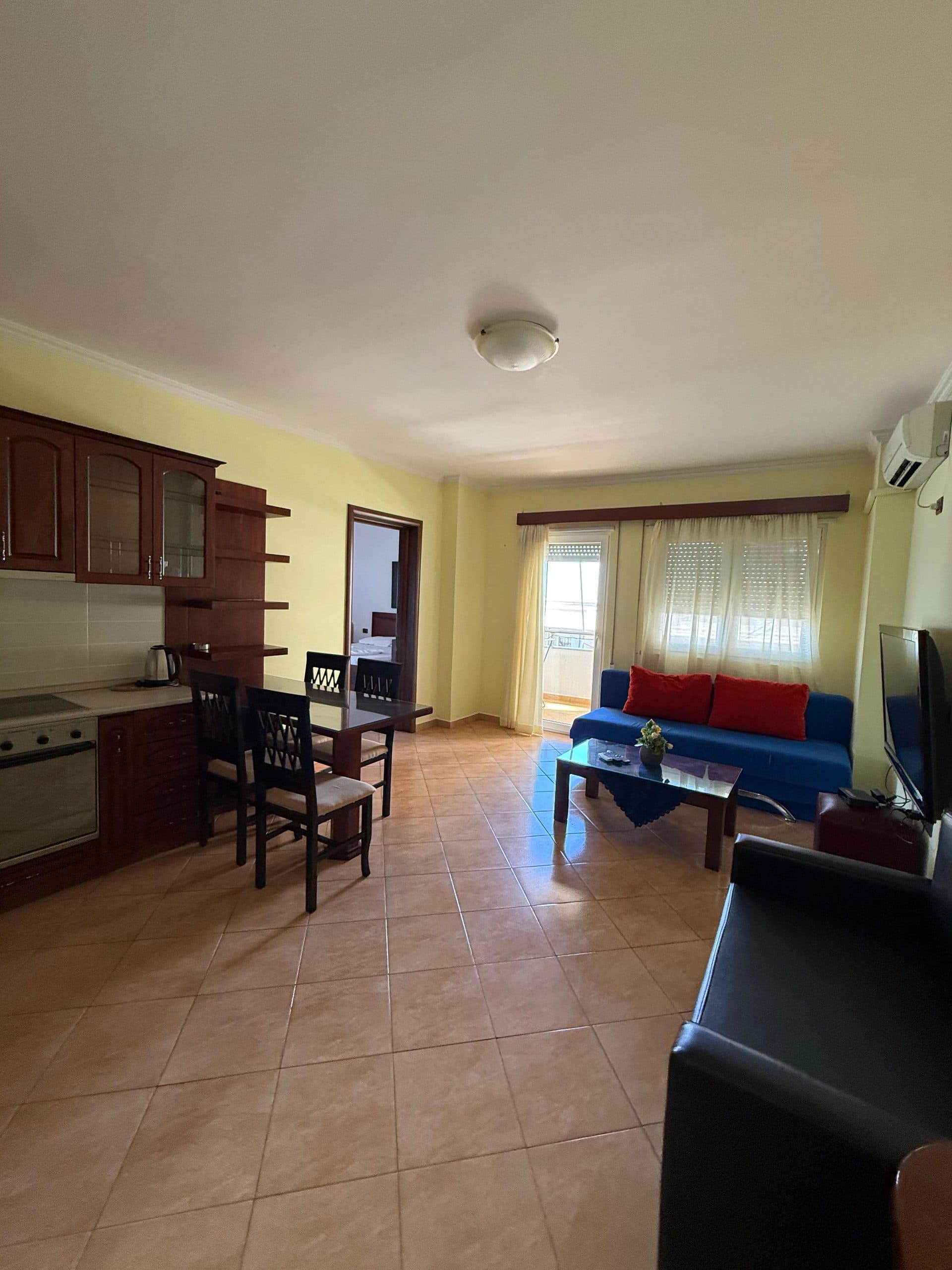 APARTAMENT 1+1 PËR SHITJE – VIJË E PARË ME DETIN, GOLEM 3