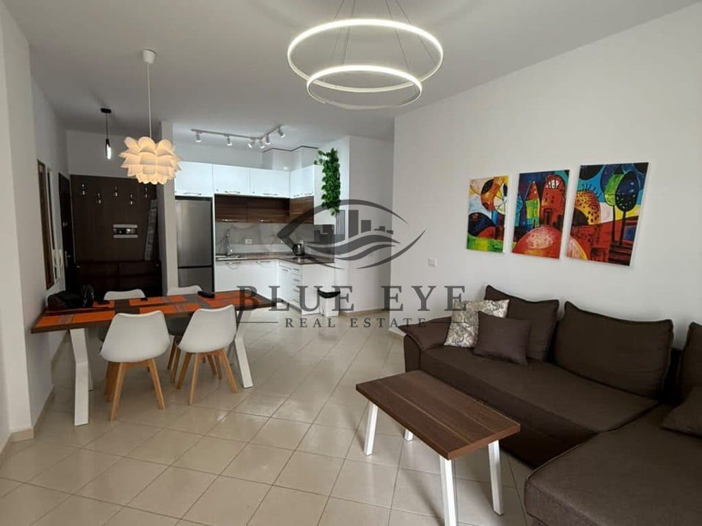 🏡 SHITET APARTAMENT 2+1 ME VERANDË TË MADHE – PLAZH, DURRËS 2