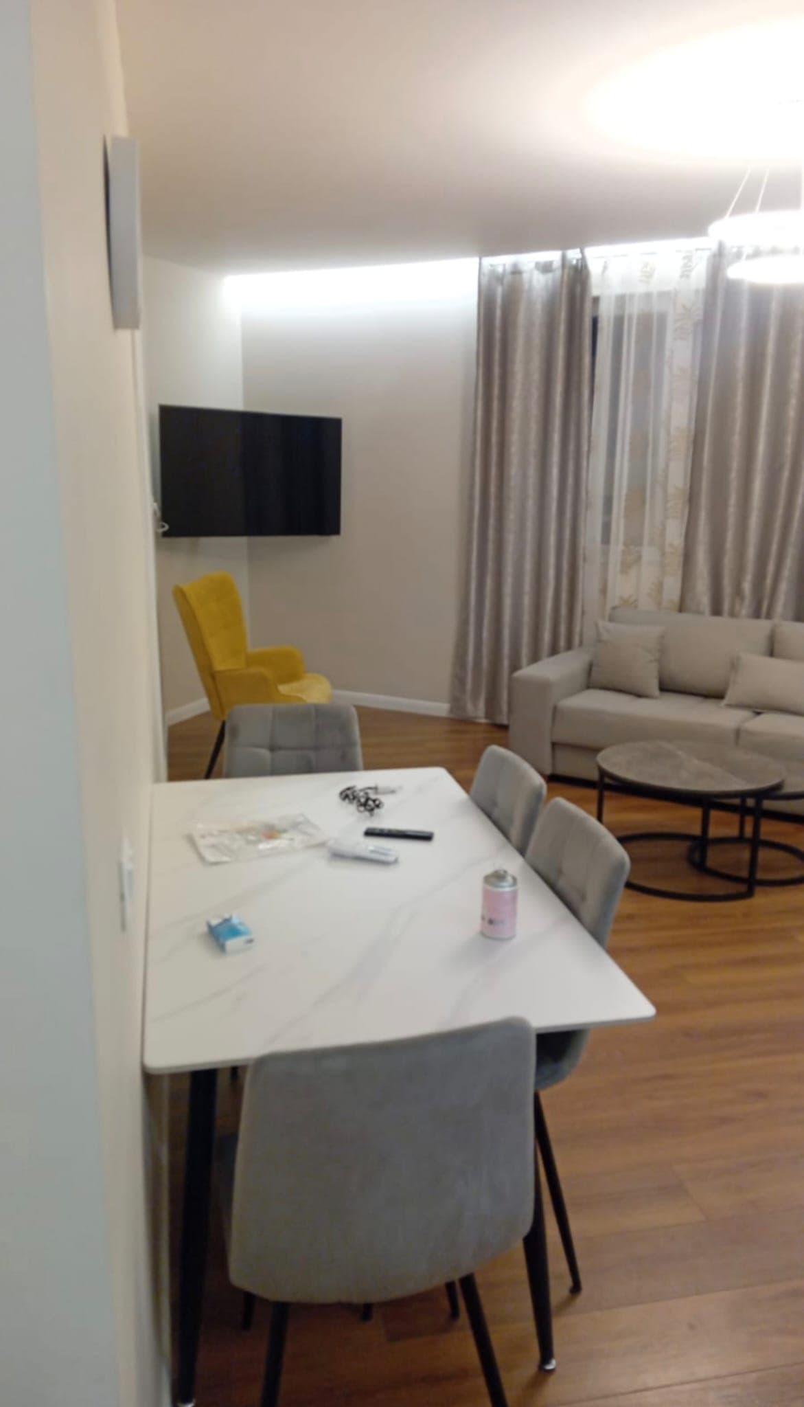 Jepet me Qira Apartament 1+1 në Golem – Hotel Flower 3
