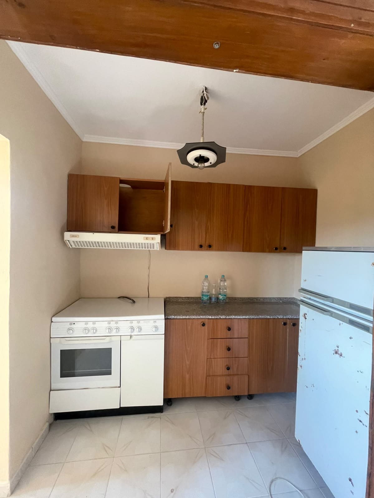 SHITET APARTAMENT 1+1 – TEK STADIUMI, DURRËS! 2