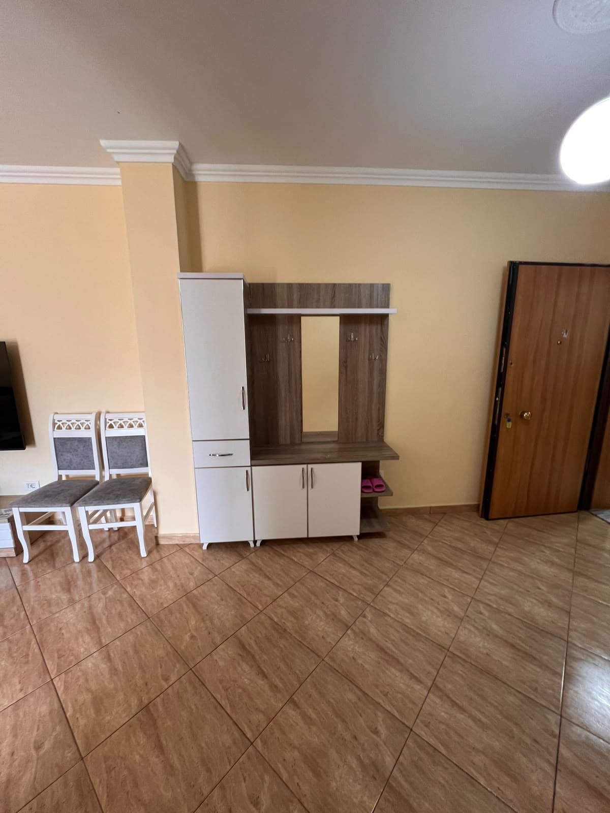APARTAMENT 2+1 ME QIRA – TEK HOTEL VIVAS! 4