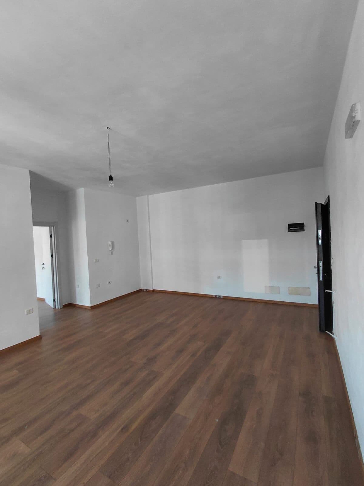 🏡 Apartament 1+1 me Qira në Golem