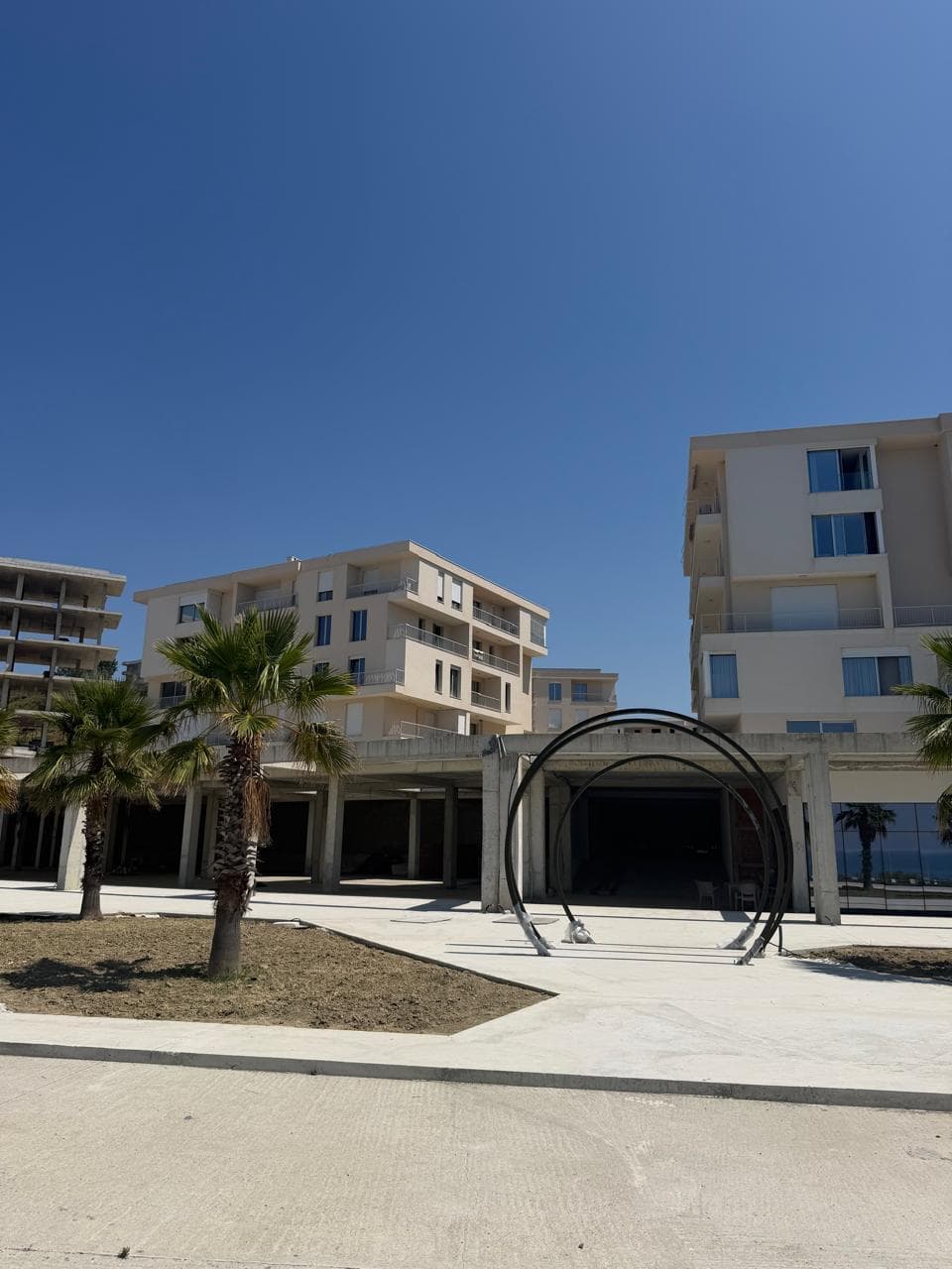 APARTAMENT PREMIUM 2+1+2 ME PAMJE BALLore NGA DETI – CURRILA 3