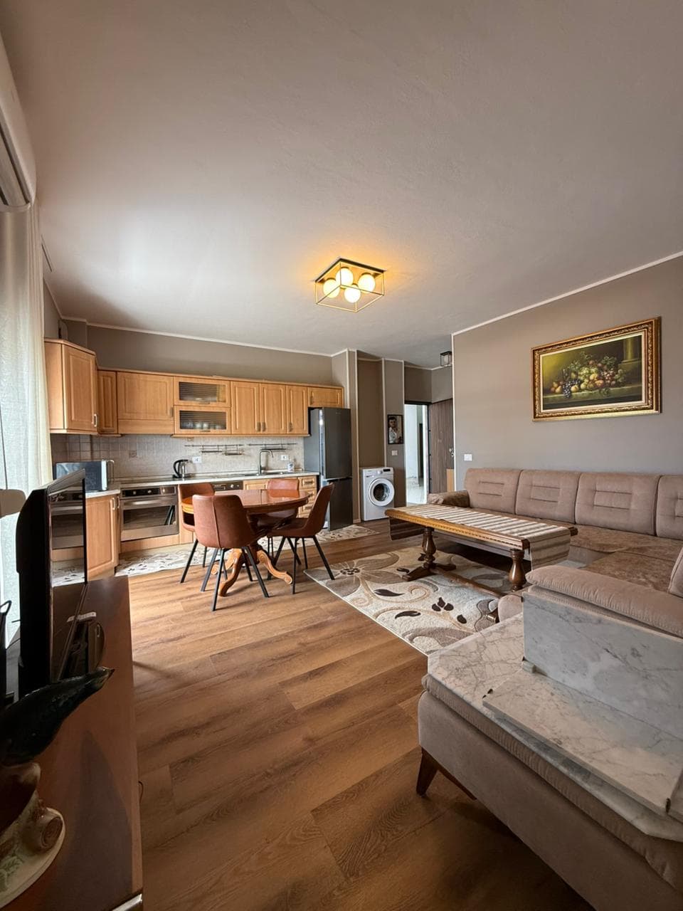 Apartament 1+1 me qira me Pamje nga Deti – Pelikani, Plazh Durrës