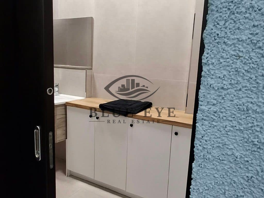 SHITET AMBIENT BIZNESI AFËR BLUE STAR, DURRËS!