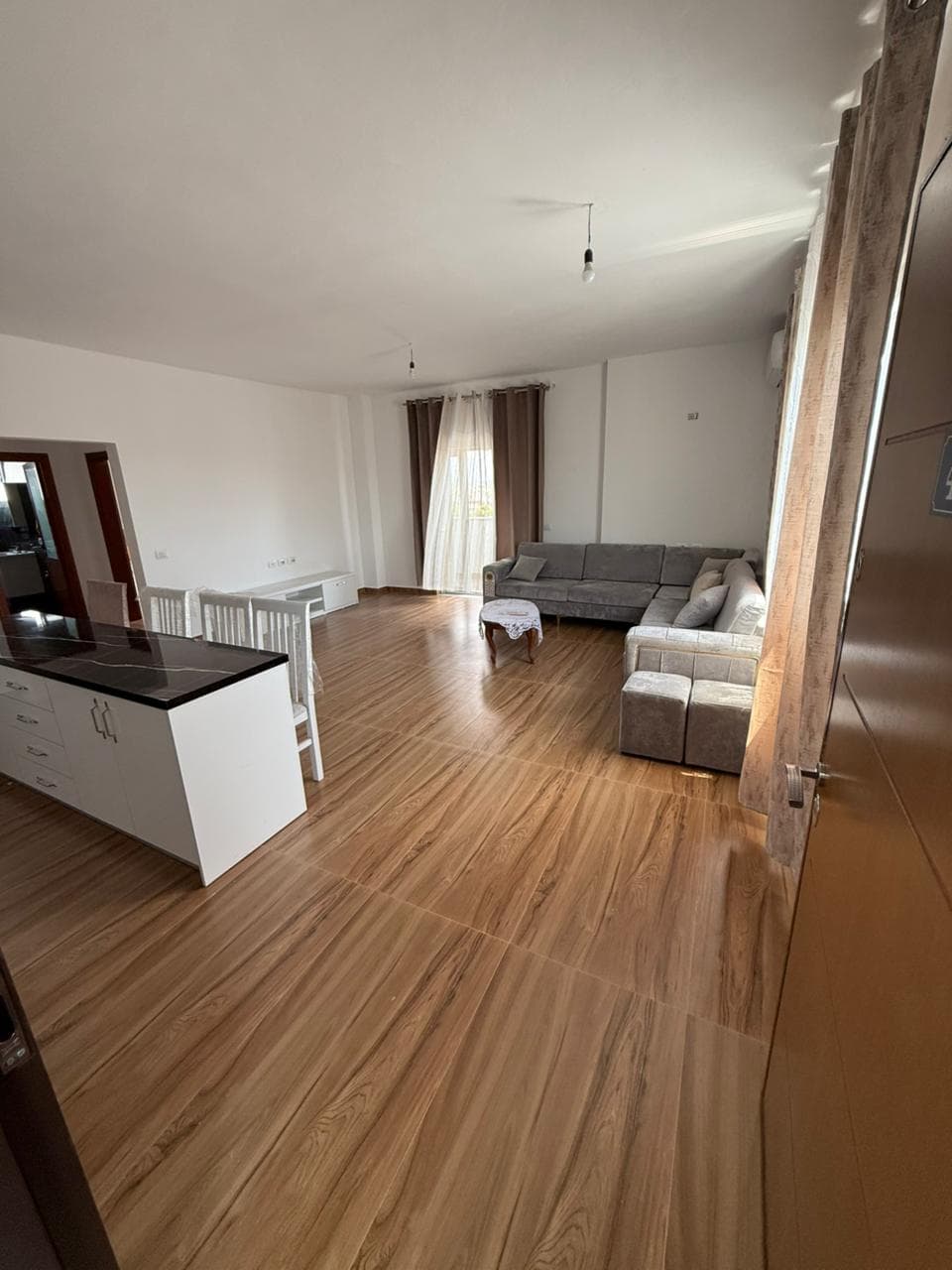 VILË 4-KATËSHE ME QERA – SPITALLE, Durres 3