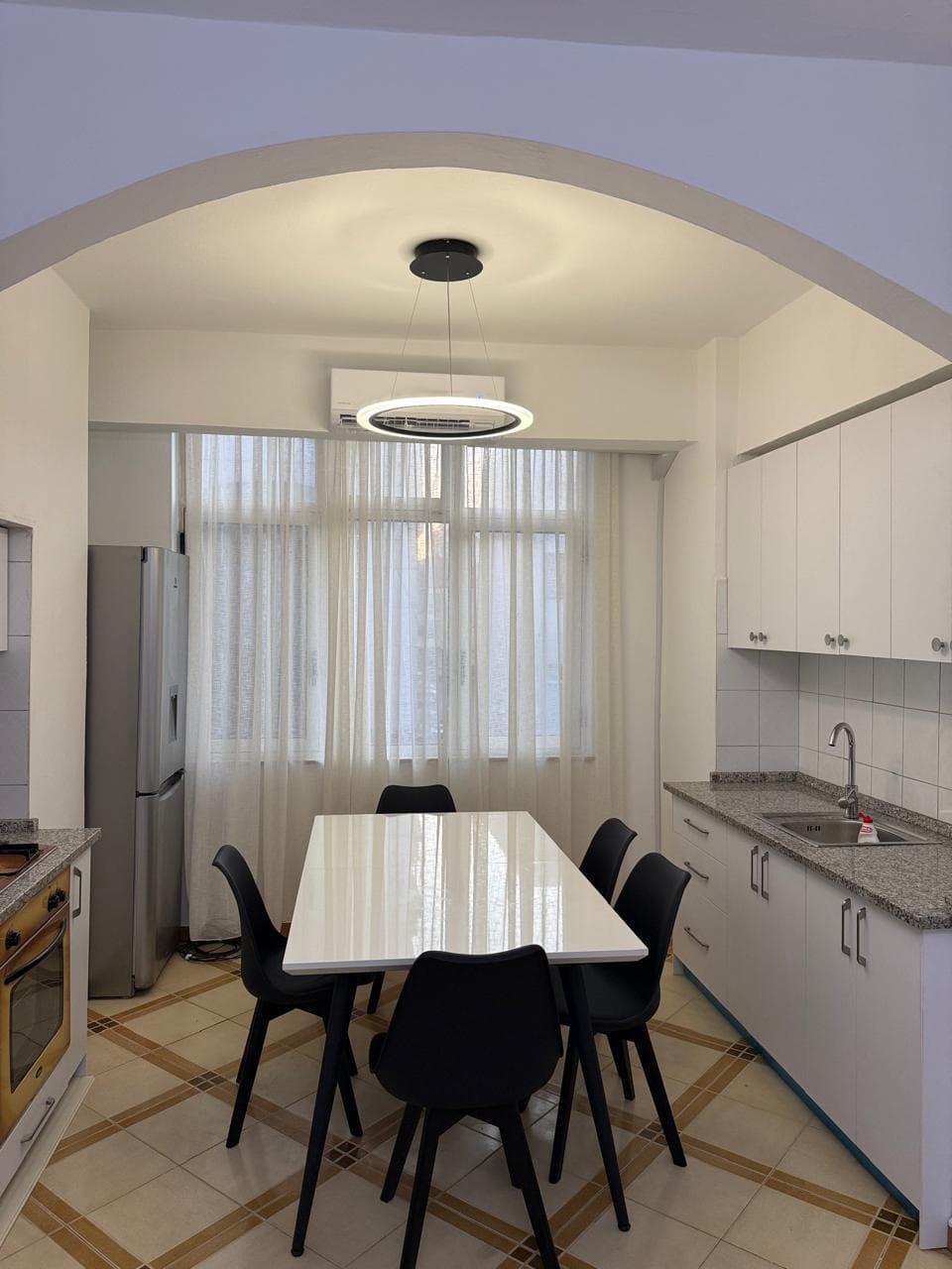 Jepet me qira apartament 2+1 pranë Markatës, Durrës
