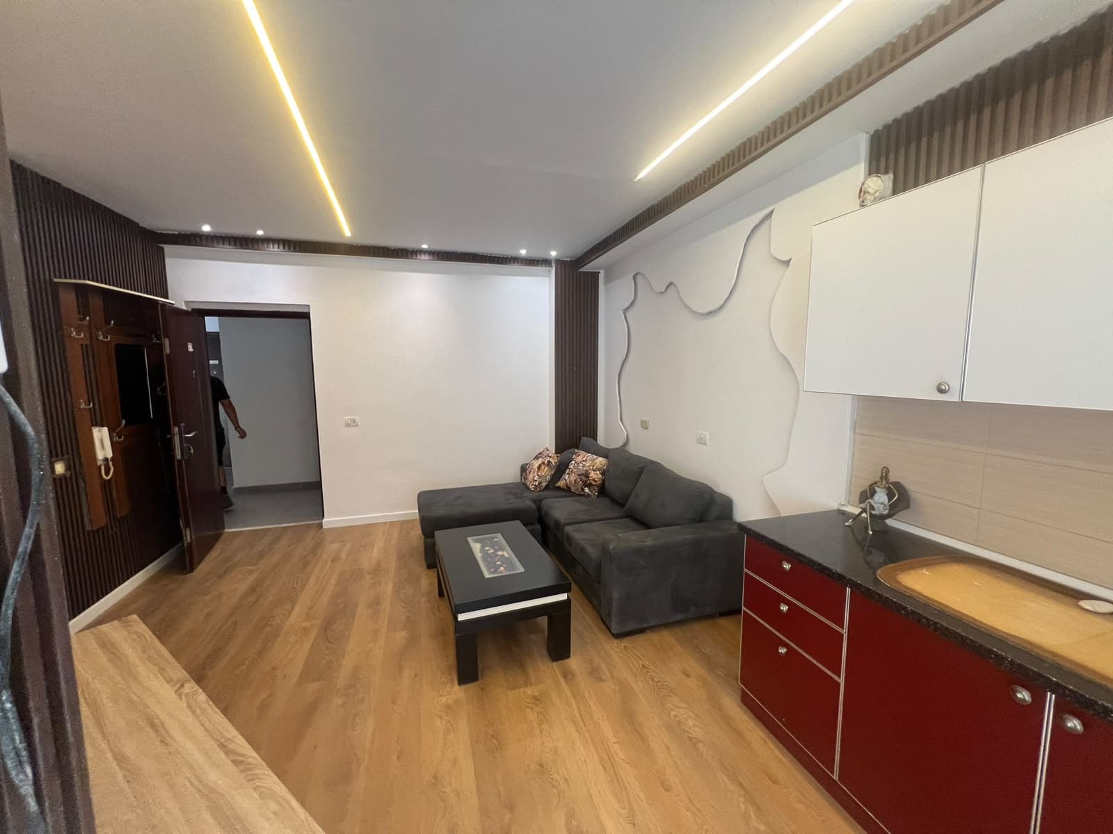 🏡 APARTAMENT PËR SHITJE – SHKËMBI I KAVAJËS, DURRËS 2