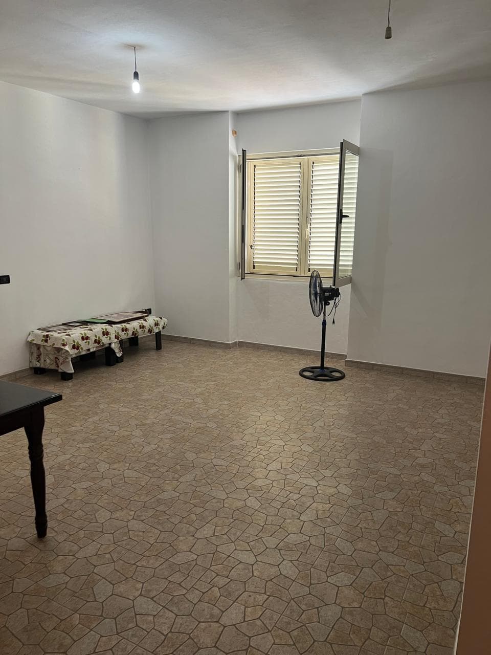 APARTAMENT 3+1+2 PËR SHITJE – PRANË GJYKATËS, DURRËS! 3