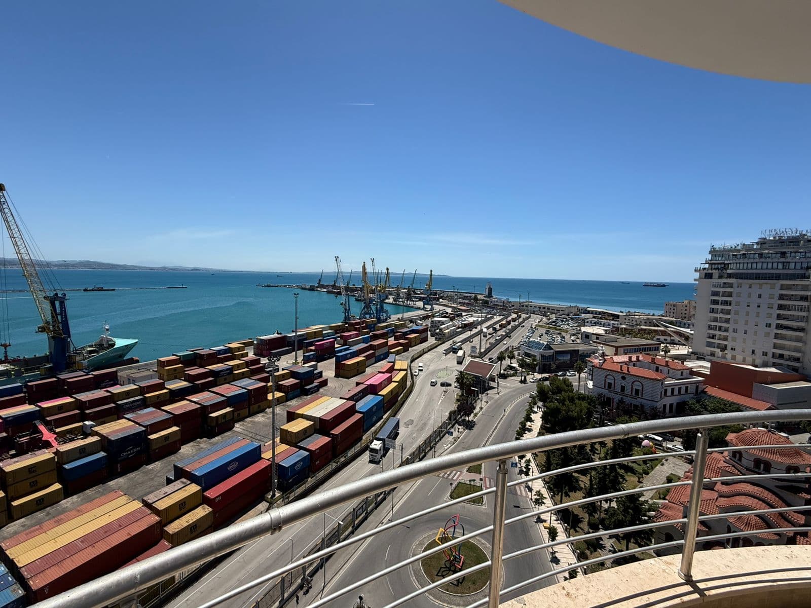 Apartament 3+1 me Qira në Rruga e re e Portit, Durrës 4