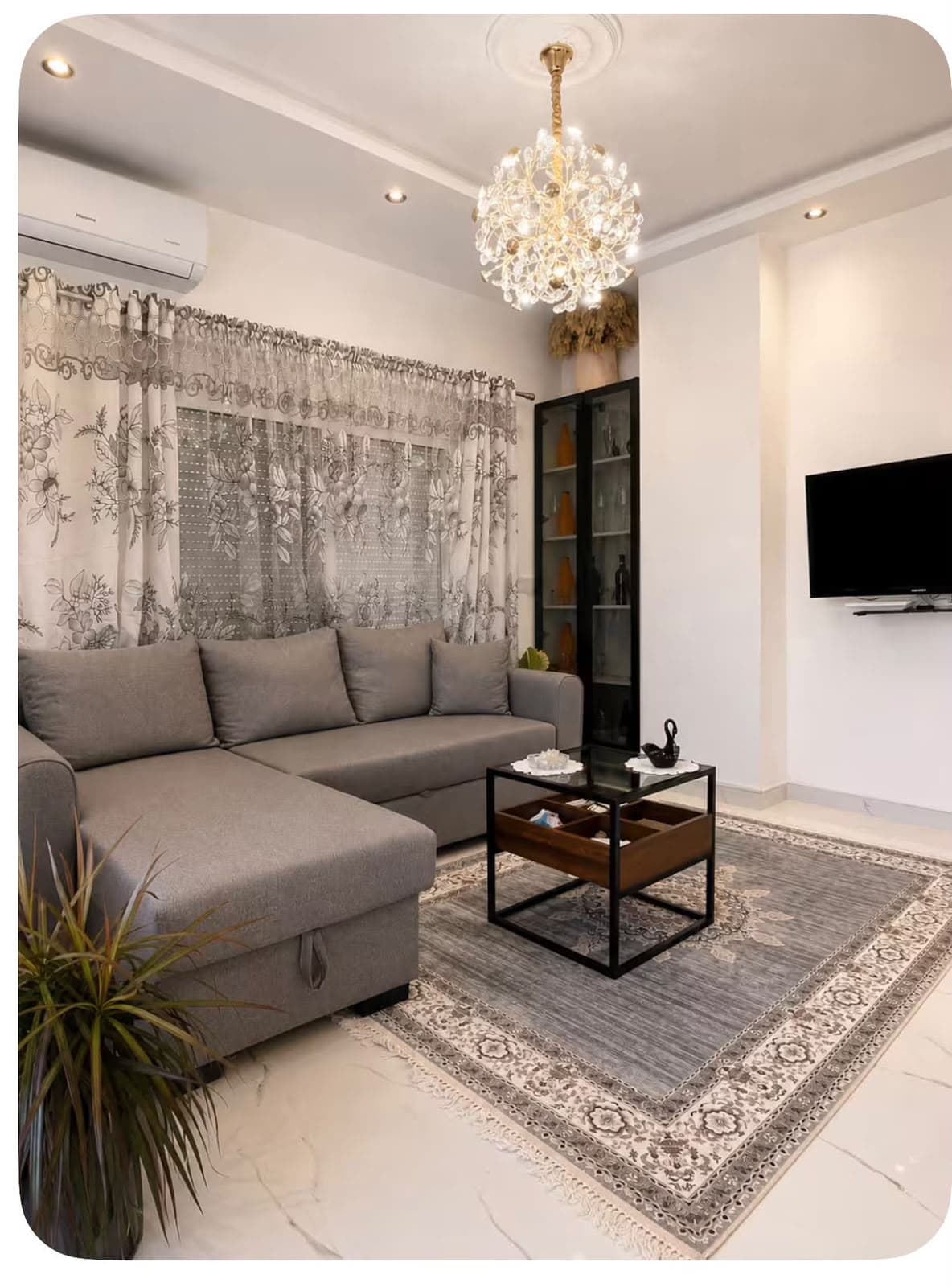 APARTAMENT 1+1 PËR SHITJE – HOTEL CONTINENTAL! 2