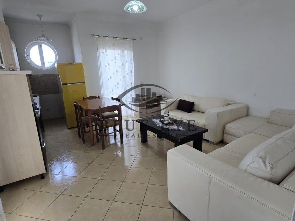 🏠 APARTAMENT 2+1+2 ME QIRA – PRANË GJYKATËS, DURRËS
