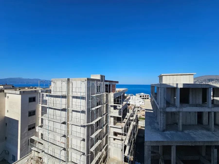Apartament i Gjerë 2+1 me Pamje nga Deti në Shitje në Sarandë – Ionian Horizon Residence-Apt 06