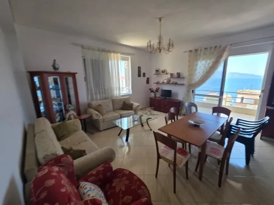 Apartament 2 Dhoma me Pamje nga Deti për Shitje në Sarandë | Pamje nga Deti në Front | I Mobiluar Plotësisht