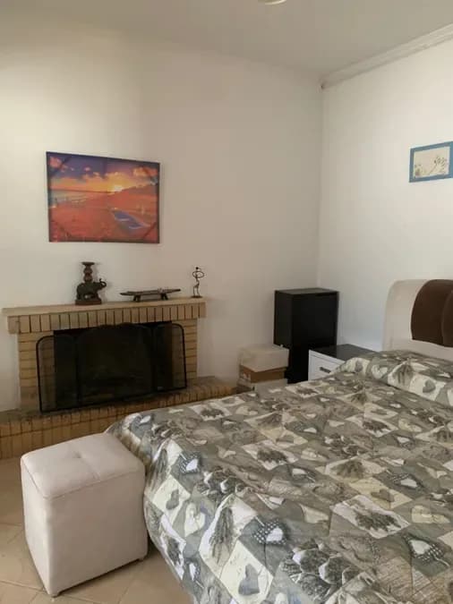 Apartament Privat për Shitje Pranë Sarandës | 3 Dhoma Gjumi, 213 m² Tokë dhe Parkim Privat
