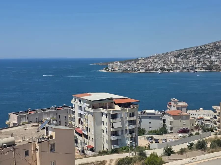 Apartament 2 Dhoma me Pamje nga Deti për Shitje në Sarandë | Pamje nga Deti në Front | I Mobiluar Plotësisht