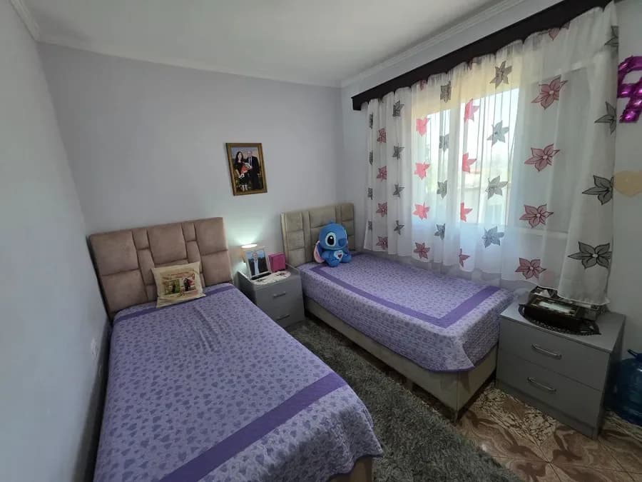 Shtëpi Private e Re e Mobiluar Plotësisht për Shitje Pranë Sarandës | 100 m²
