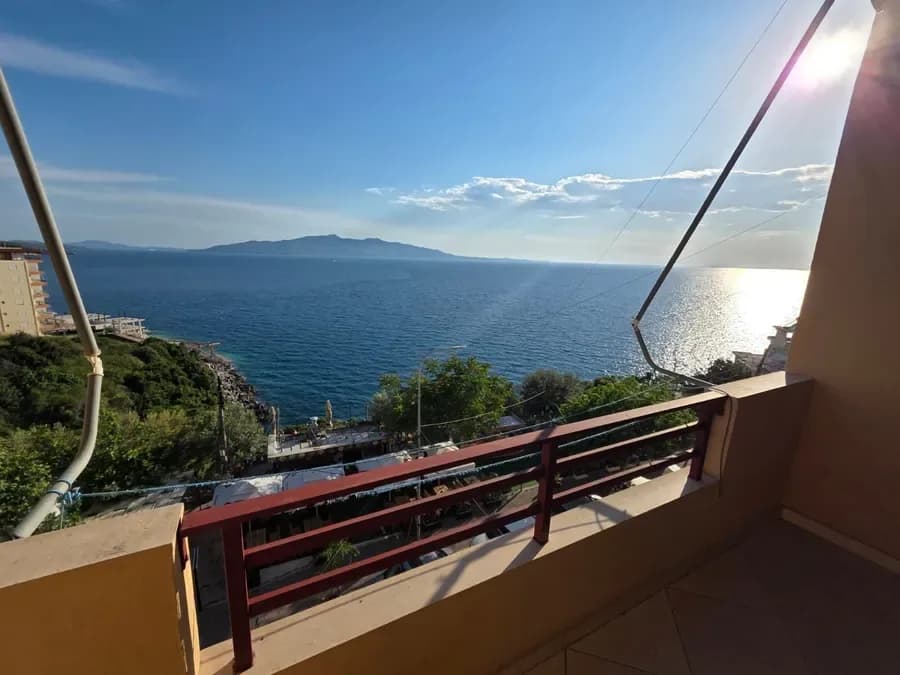 Apartament 1+1 për Shitje në Sarandë me Pamje nga Deti Jon