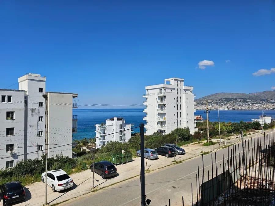 Ares 5 - Apartament me pamje nga deti.