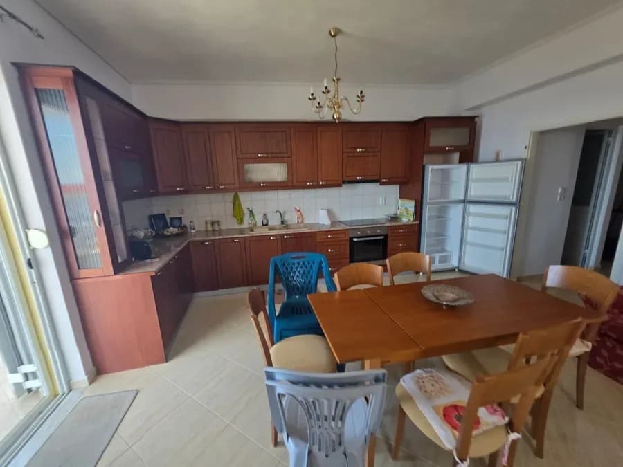 Apartament 2 Dhoma me Pamje nga Deti për Shitje në Sarandë | Pamje nga Deti në Front | I Mobiluar Plotësisht