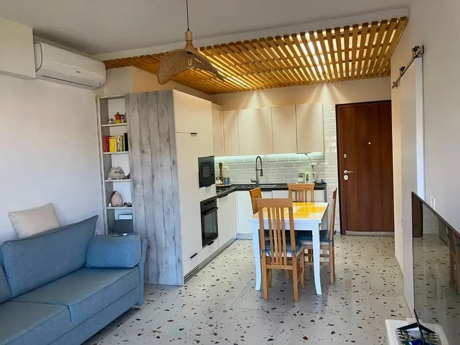 SHITJE E Nxehtë – Apartament 1+1 për Shitje në Sarandë me Pamje nga Deti 3