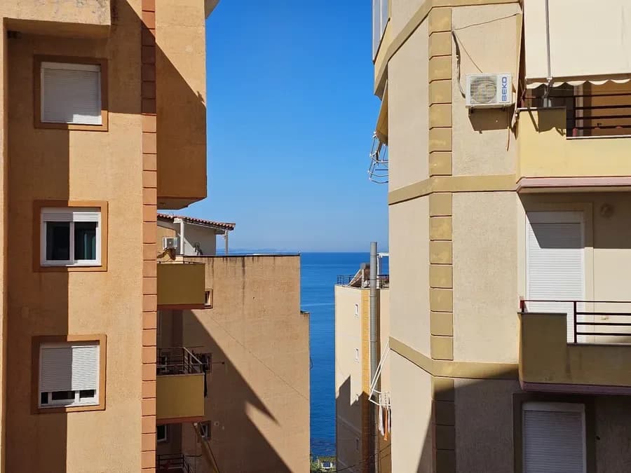 Apartament 1 Dhomë me Pamje nga Deti për Shitje – Investim i Shkëlqyer në Sarandë | Fabeno Residence-Apt A2
