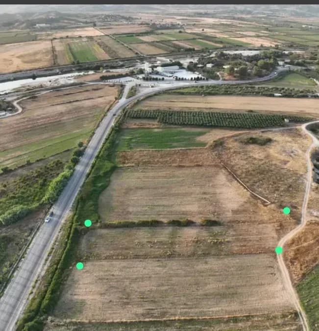 2,070 m² Tokë Bujqësore Pranë Sarandës – Mundësi Investimi në Karahaxh