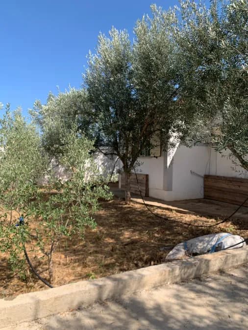 Apartament Privat për Shitje Pranë Sarandës | 3 Dhoma Gjumi, 213 m² Tokë dhe Parkim Privat